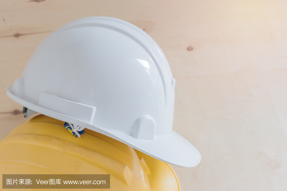 工程師或工人安全工程專用的白色、黃色硬質安全帽